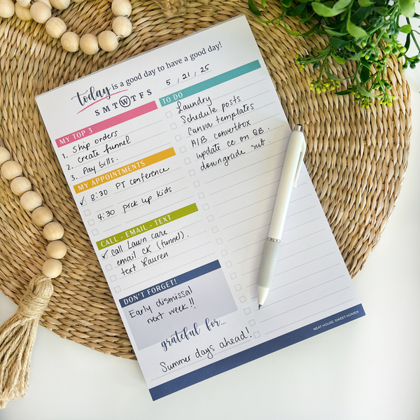 Daily To-Do List Notepad and Work Planner | Top 3 Priorities, Appointments, Task Organizer